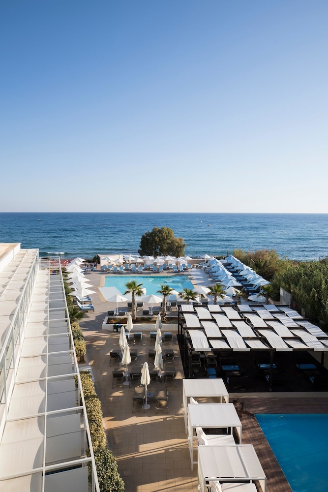 I Resort Beach Hotel & Spa - zdjęcie 2