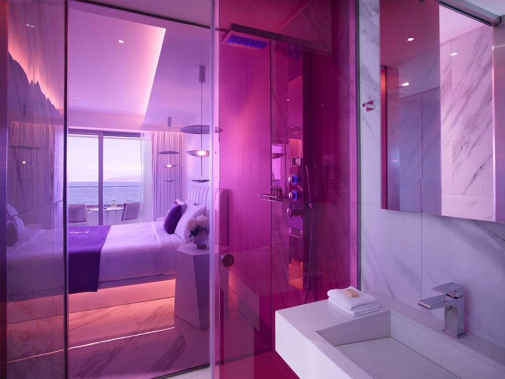 I Resort Beach Hotel & Spa — Hotel rooms in Stalida
