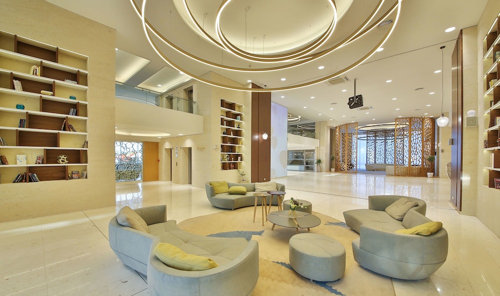 MARITIM Paradise Blue Hotel & Spa — Hotel building in Albena, Dobrich