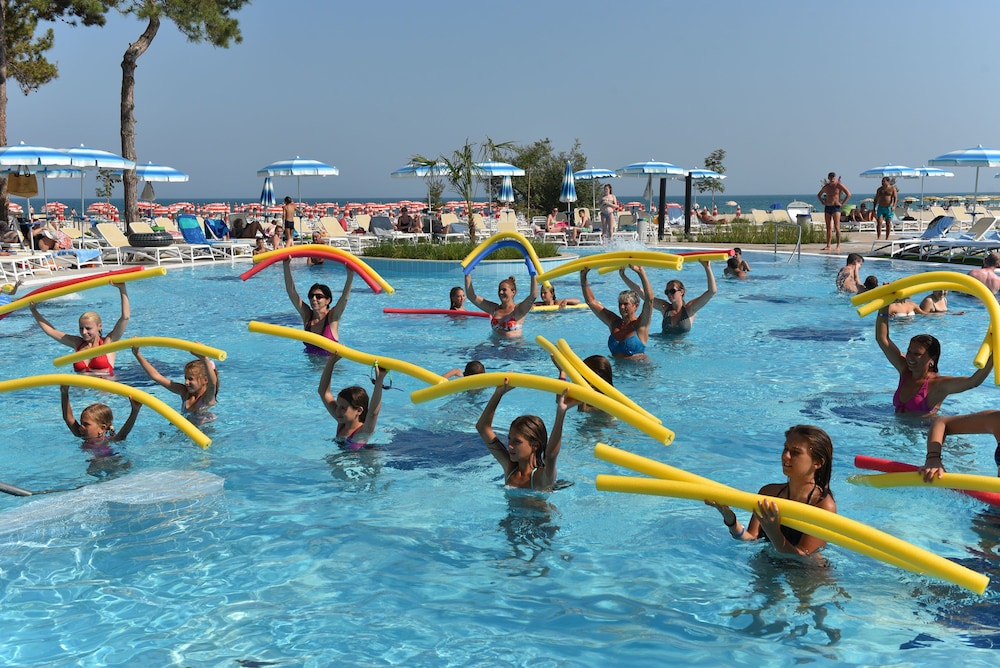 MARITIM Paradise Blue Hotel & Spa — Sports & recreation in Albena, Dobrich
