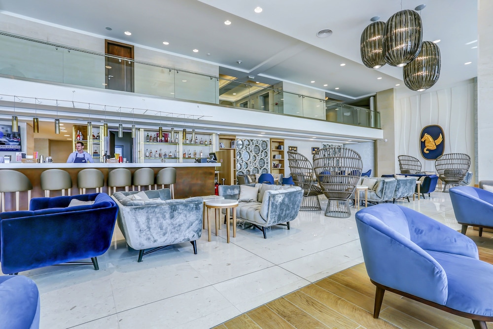 MARITIM Paradise Blue Hotel & Spa — Restaurant & bars in Albena, Dobrich
