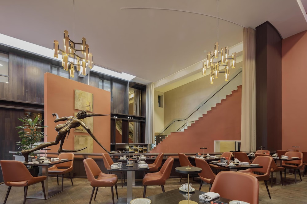 The Morrison Dublin, Curio Collection by Hilton — Restaurant & bars in Dublin, Dublin City