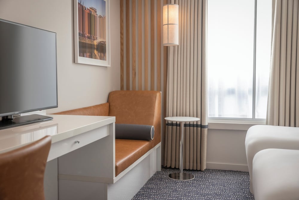 The Morrison Dublin, Curio Collection by Hilton — Hotel rooms in Dublin, Dublin City
