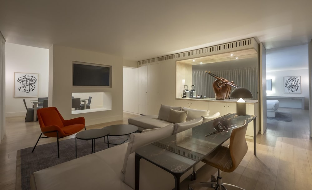 The Morrison Dublin, Curio Collection by Hilton — Hotel rooms in Dublin, Dublin City