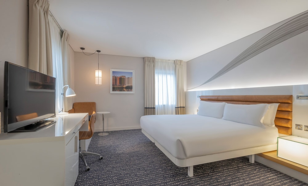 The Morrison Dublin, Curio Collection by Hilton — Hotel rooms in Dublin, Dublin City