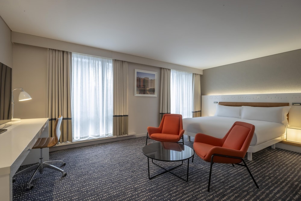The Morrison Dublin, Curio Collection by Hilton — Hotel rooms in Dublin, Dublin City