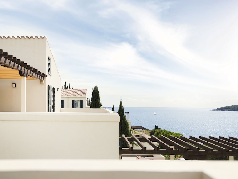 Sun Gardens Dubrovnik — Hotel building in Dubrovnik, Dubrovnik-Neretva