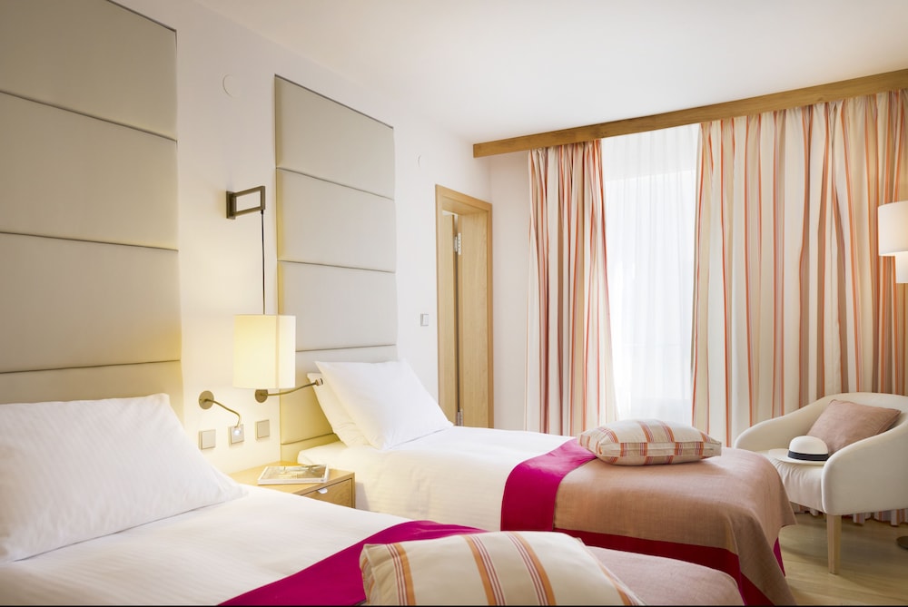 Sun Gardens Dubrovnik — Hotel rooms in Dubrovnik, Dubrovnik-Neretva