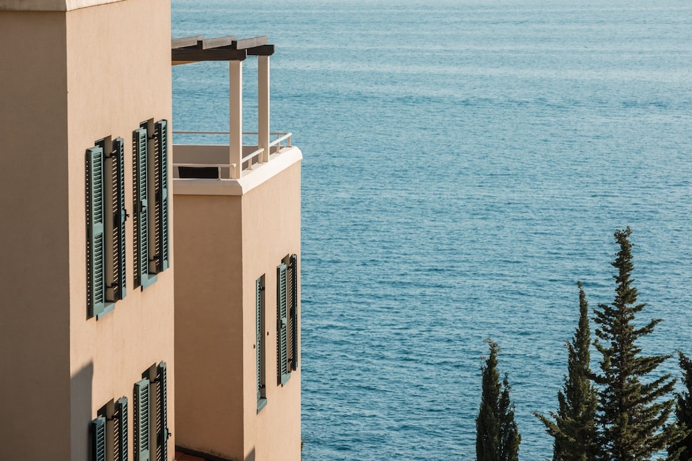 Sun Gardens Dubrovnik — Hotel building in Dubrovnik, Dubrovnik-Neretva