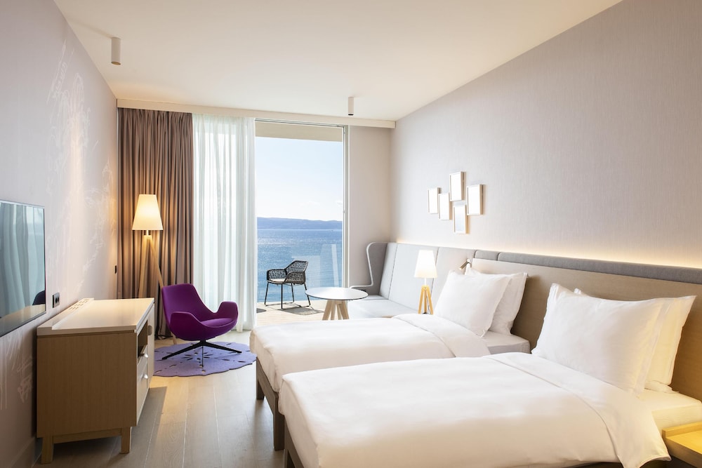 Radisson Blu Resort & Spa, Split — Hotel rooms in Split, Split-Dalmatia