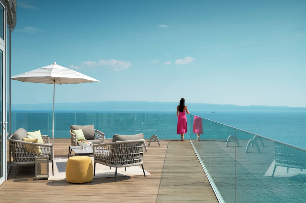 Radisson Blu Resort & Spa, Split — Hotel rooms in Split, Split-Dalmatia