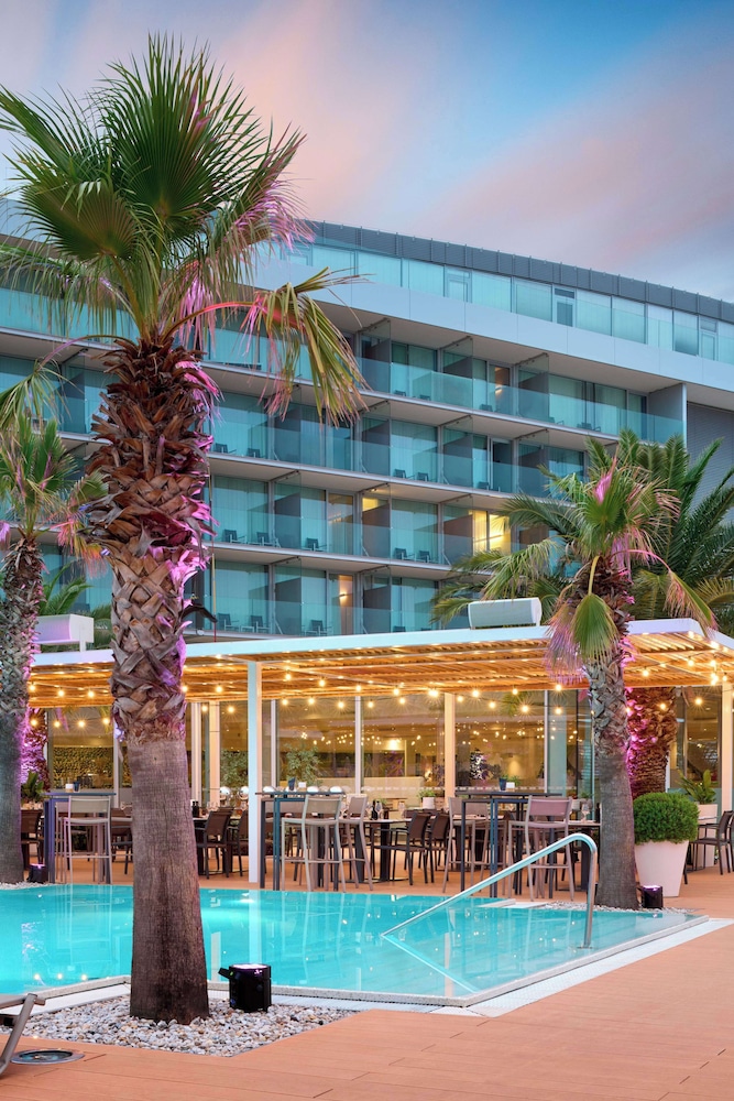 Radisson Blu Resort & Spa, Split — Hotel building in Split, Split-Dalmatia