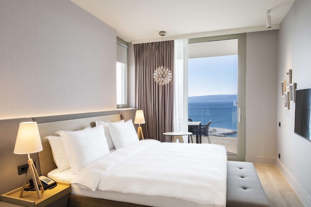 Radisson Blu Resort & Spa, Split — Hotel rooms in Split, Split-Dalmatia
