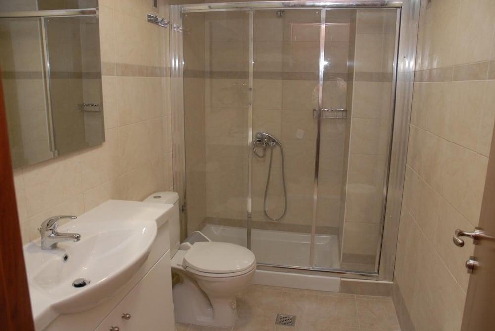Paleos Apartments — Hotel rooms in Ialyssos, South Aegean
