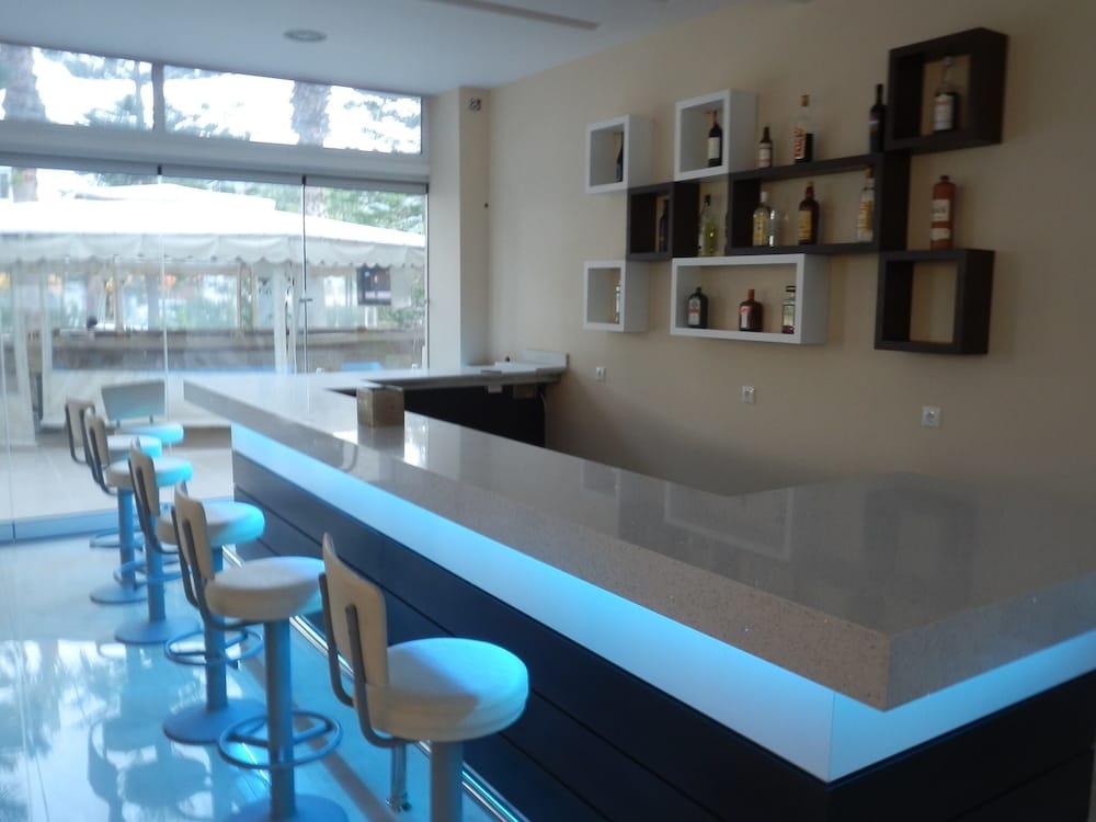 Paleos Apartments — Restaurant & bars in Ialyssos, South Aegean