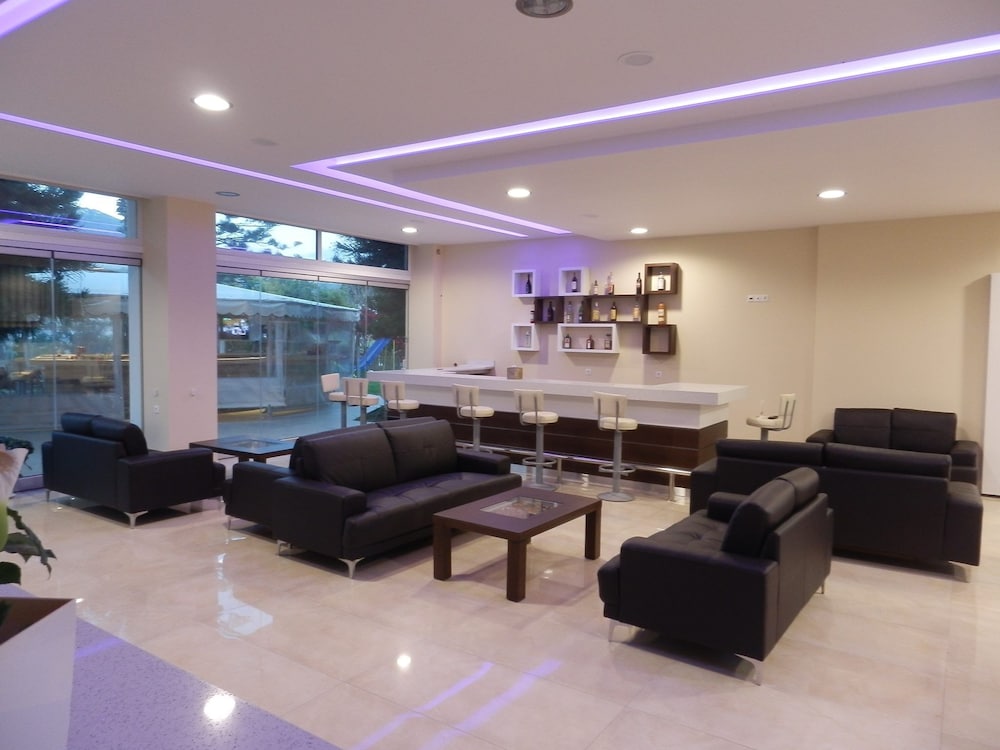 Paleos Apartments — Restaurant & bars in Ialyssos, South Aegean