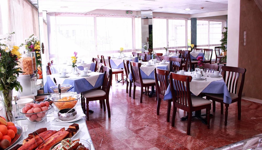 Apollo Hotel — Restaurant & bars in Athens, Attica