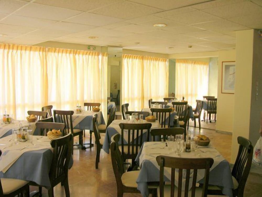 Apollo Hotel — Restaurant & bars in Athens, Attica