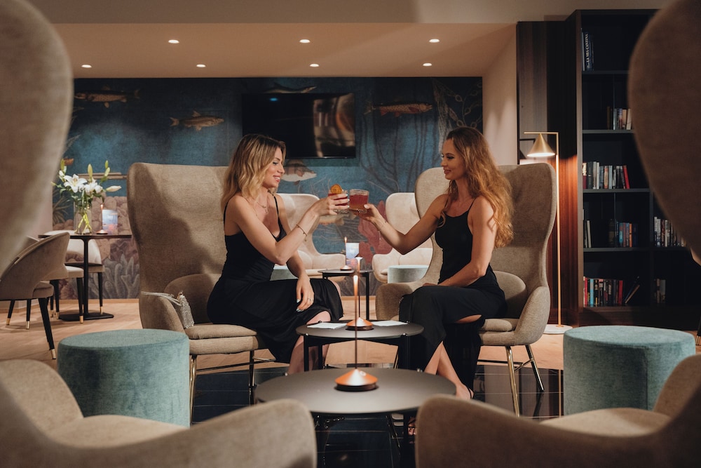 Hotel Du Lac — Restaurant & bars in Limone sul Garda, Lombardy