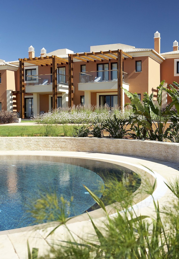 Monte Santo Resort — Hotel building in Carvoeiro, Faro