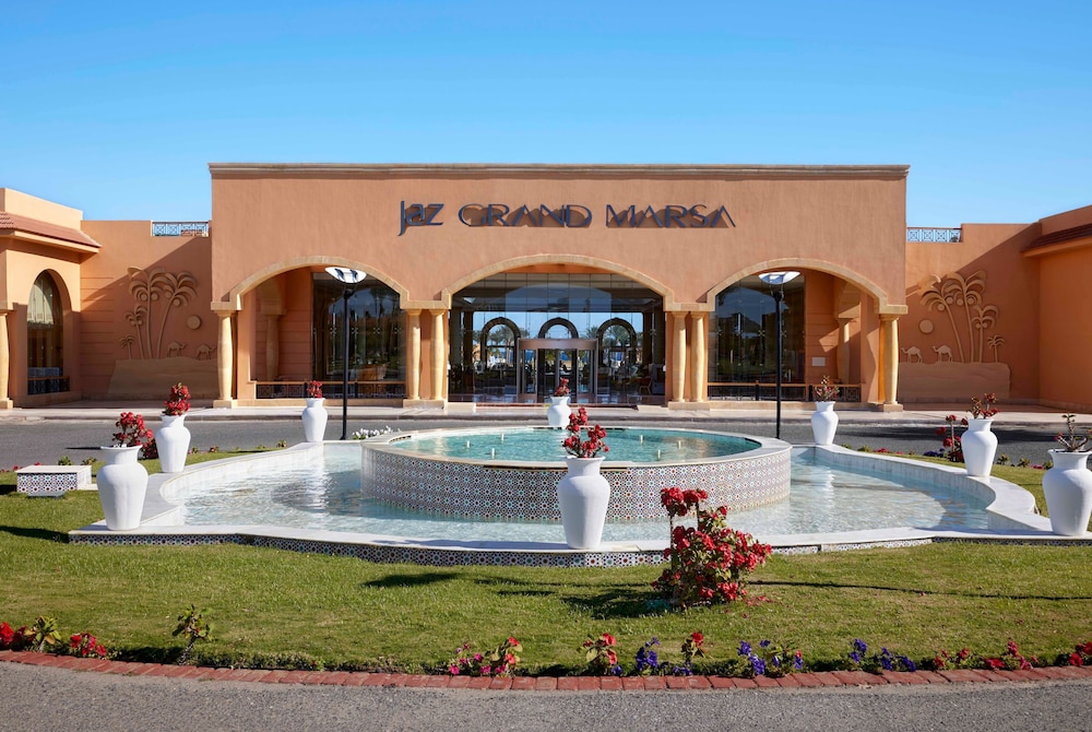JAZ Grand Marsa - All inclusive — Hotel building in El Quseir, Red Sea