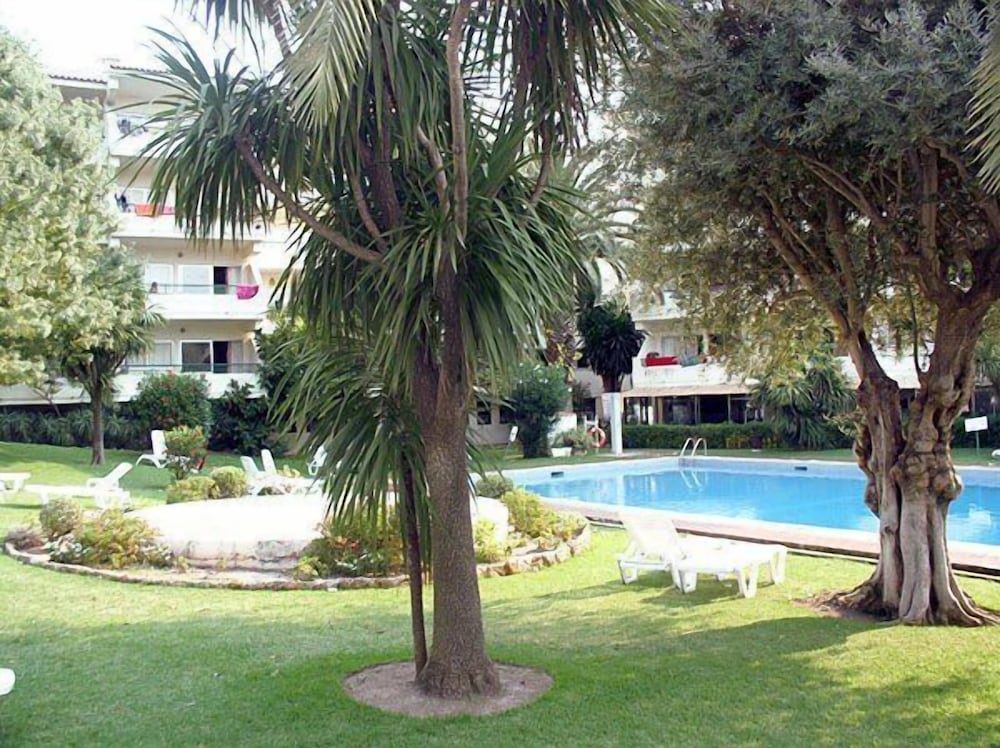 Parque Mourabel- Pe Do Lago- Oasis Village — Swimming pool in Vilamoura, Faro