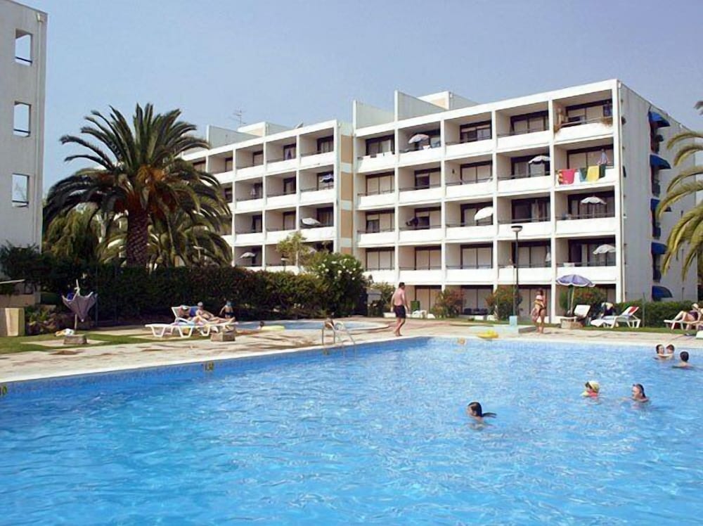 Parque Mourabel- Pe Do Lago- Oasis Village — Swimming pool in Vilamoura, Faro