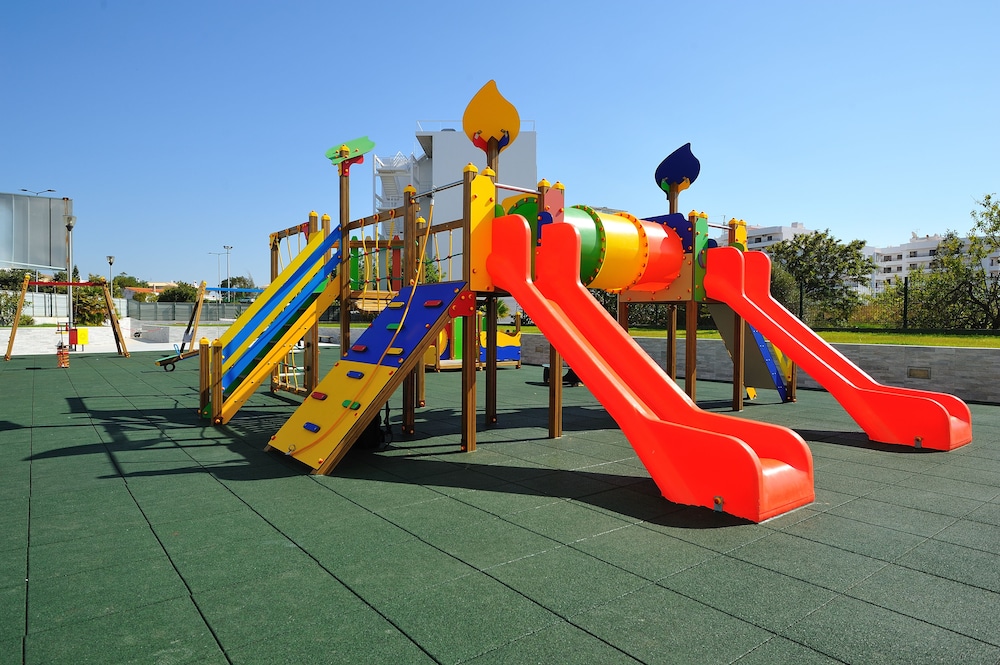 Oceano Atlantico Apartamentos Turisticos — Attractions for children in Portimão, Faro