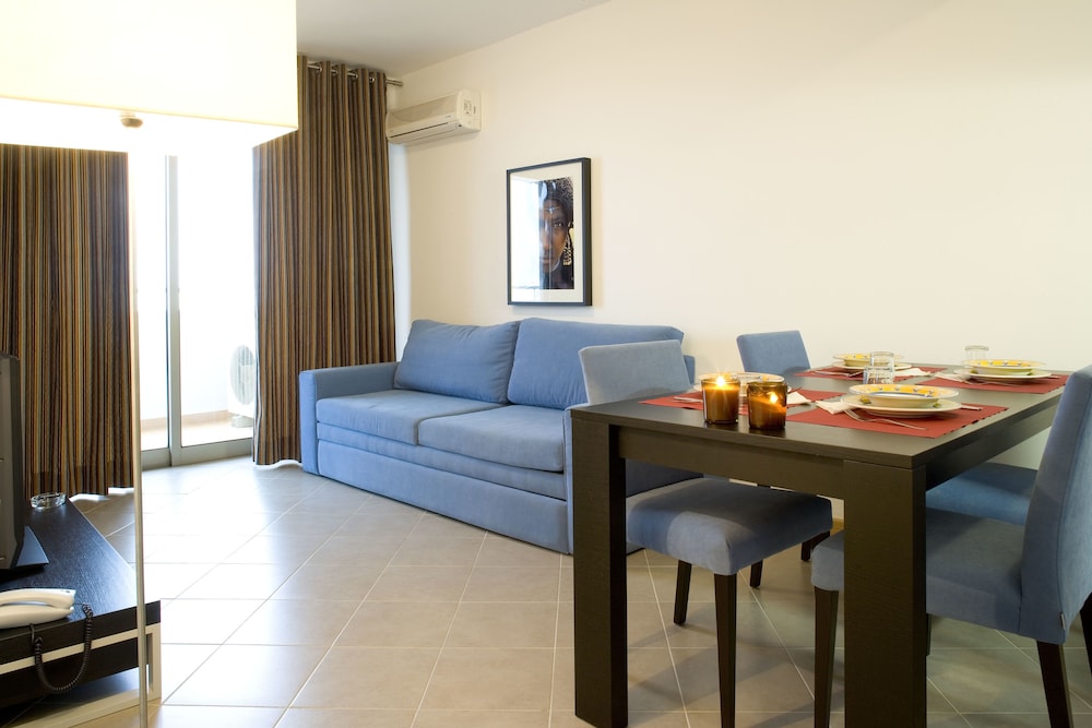 Oceano Atlantico Apartamentos Turisticos — Hotel rooms in Portimão, Faro