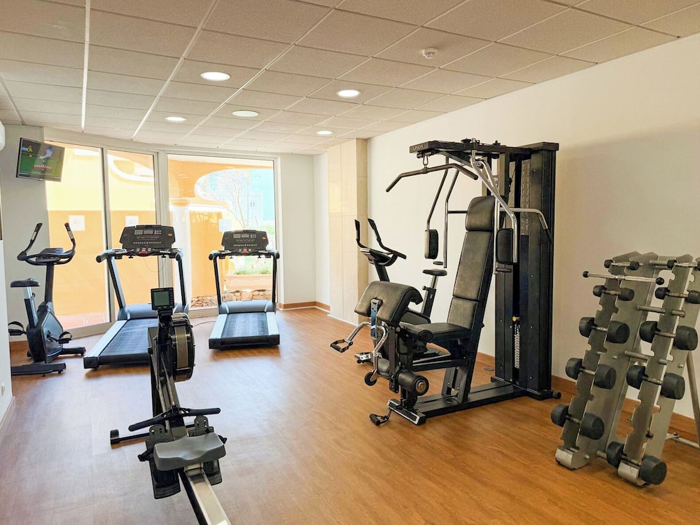 AP Oriental Beach - Adults Friendly — Sports & recreation in Portimão, Faro