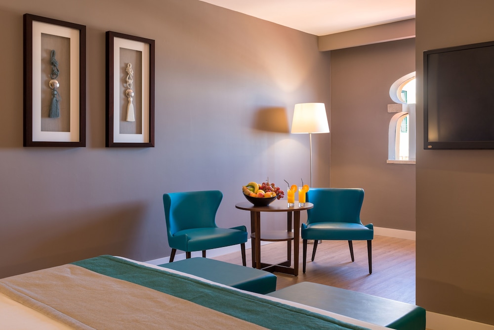 AP Oriental Beach - Adults Friendly — Hotel rooms in Portimão, Faro
