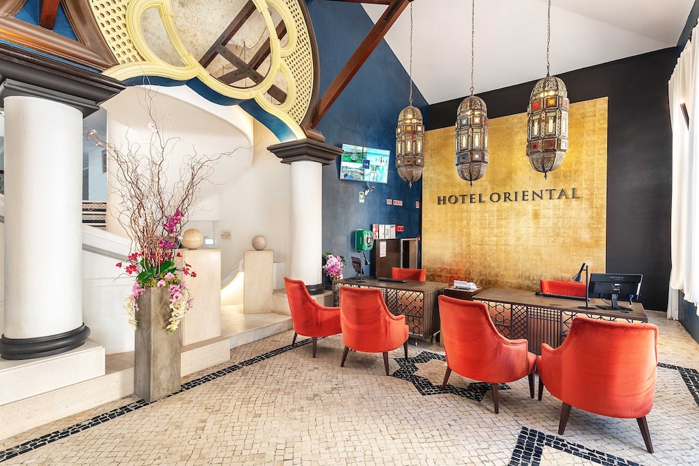 AP Oriental Beach - Adults Friendly — Hotel building in Portimão, Faro