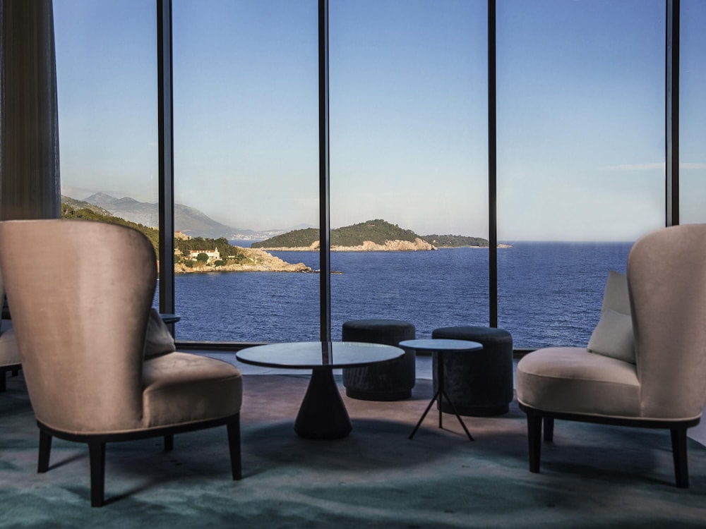 Rixos Premium Dubrovnik — Restaurant & bars in Dubrovnik, Dubrovnik-Neretva