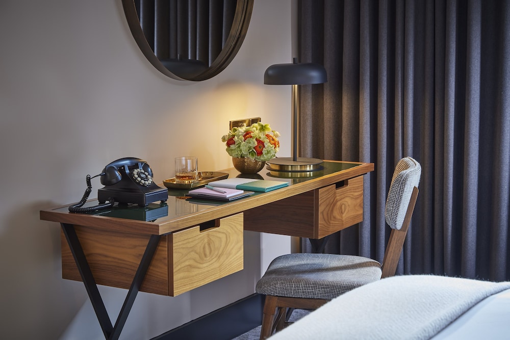 The Alex — Hotel rooms in Dublin, Dublin City