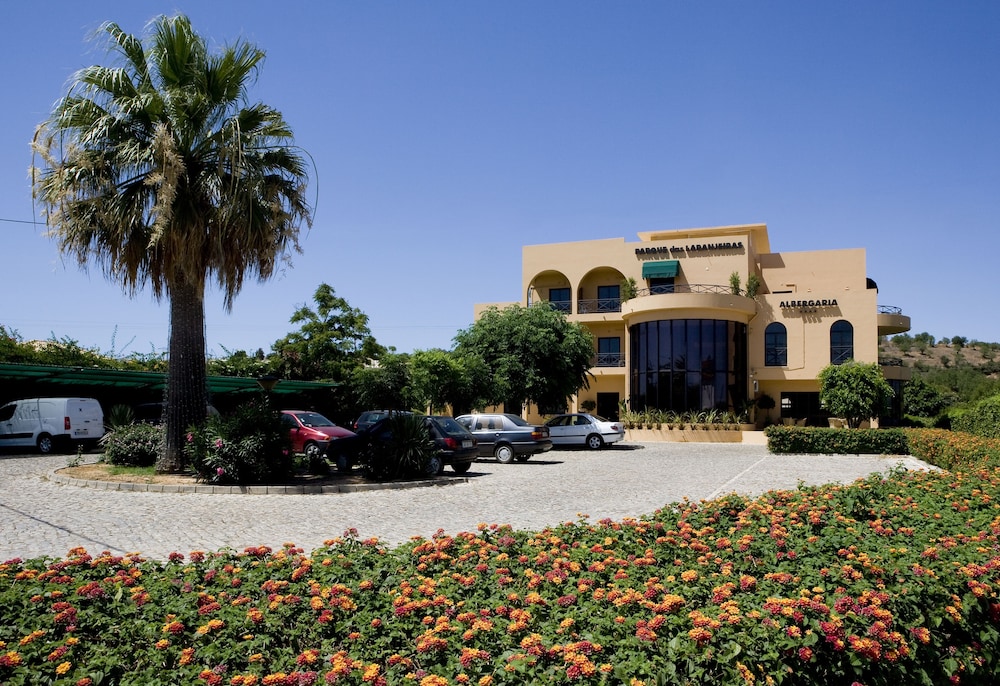 Parque Das Laranjeiras — Hotel building in Vilamoura, Faro