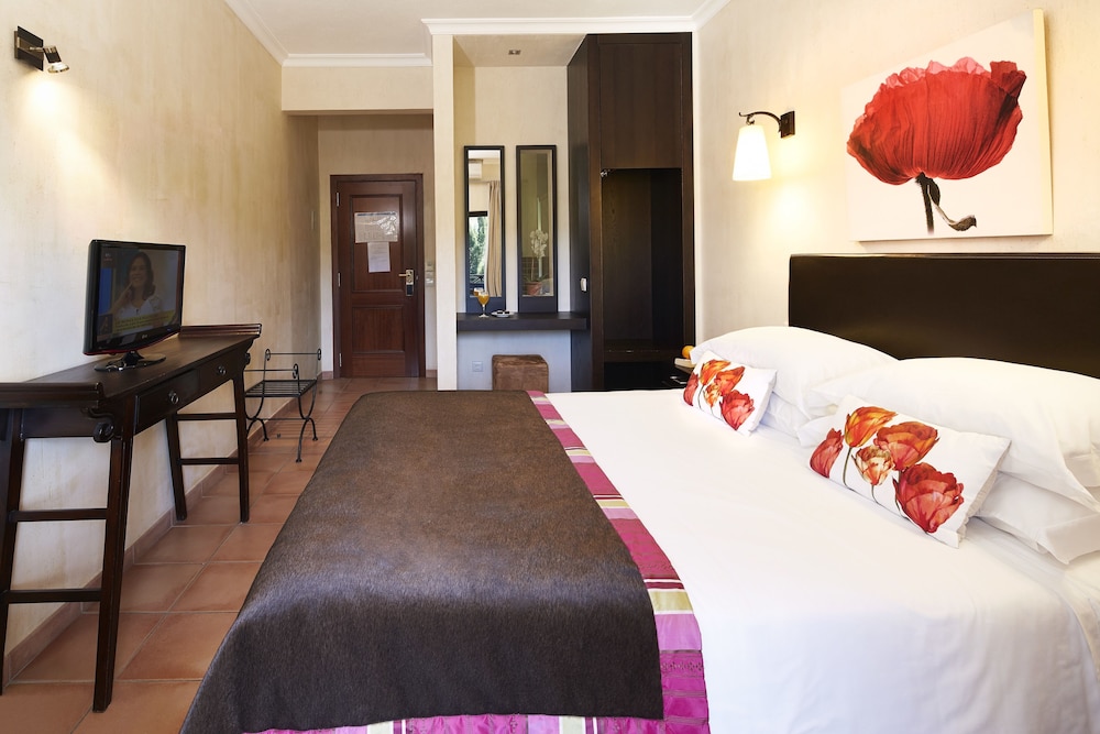 Parque Das Laranjeiras — Hotel rooms in Vilamoura, Faro