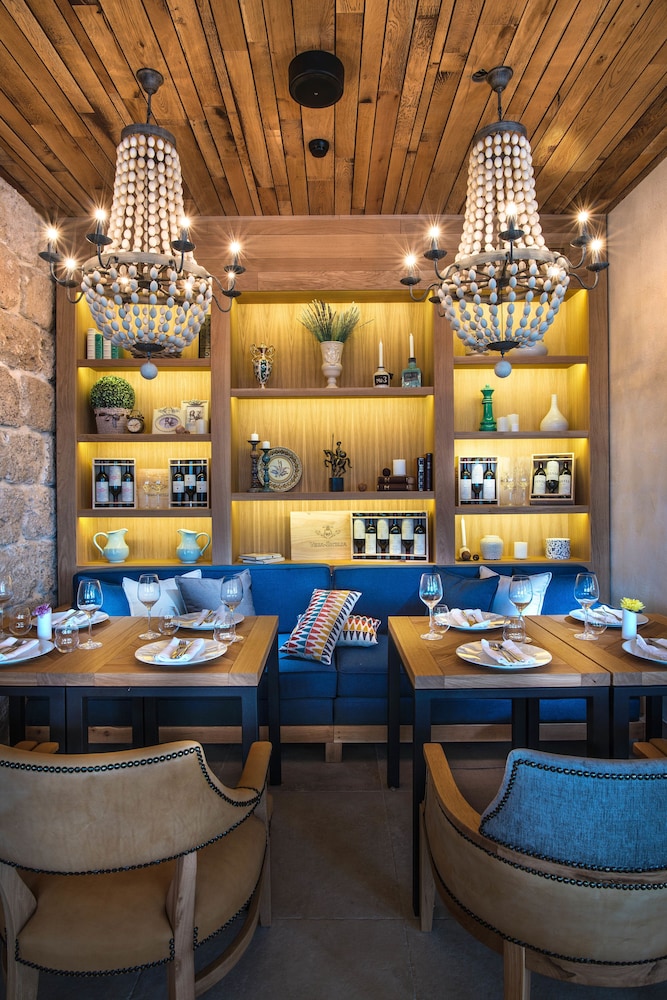 Blu Bay Hotel Sozopol — Restaurant & bars in Sozopol, Burgas Region