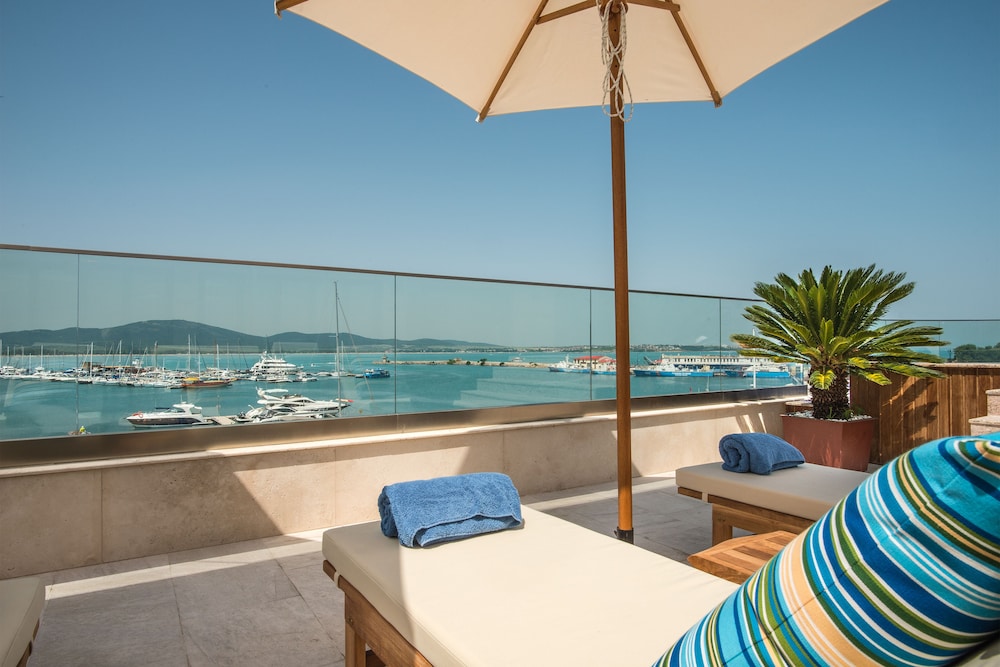 Blu Bay Hotel Sozopol — Hotel rooms in Sozopol, Burgas Region