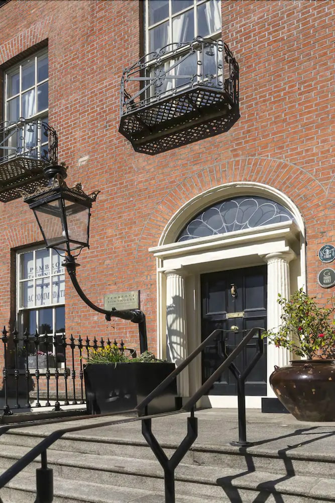 Pembroke Townhouse — Main photo in Dublin, Dublin City