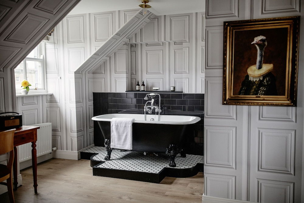 Pembroke Townhouse — Hotel rooms in Dublin, Dublin City
