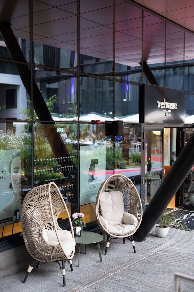 Radisson Blu Royal Hotel, Dublin — Spa in Dublin, Dublin City