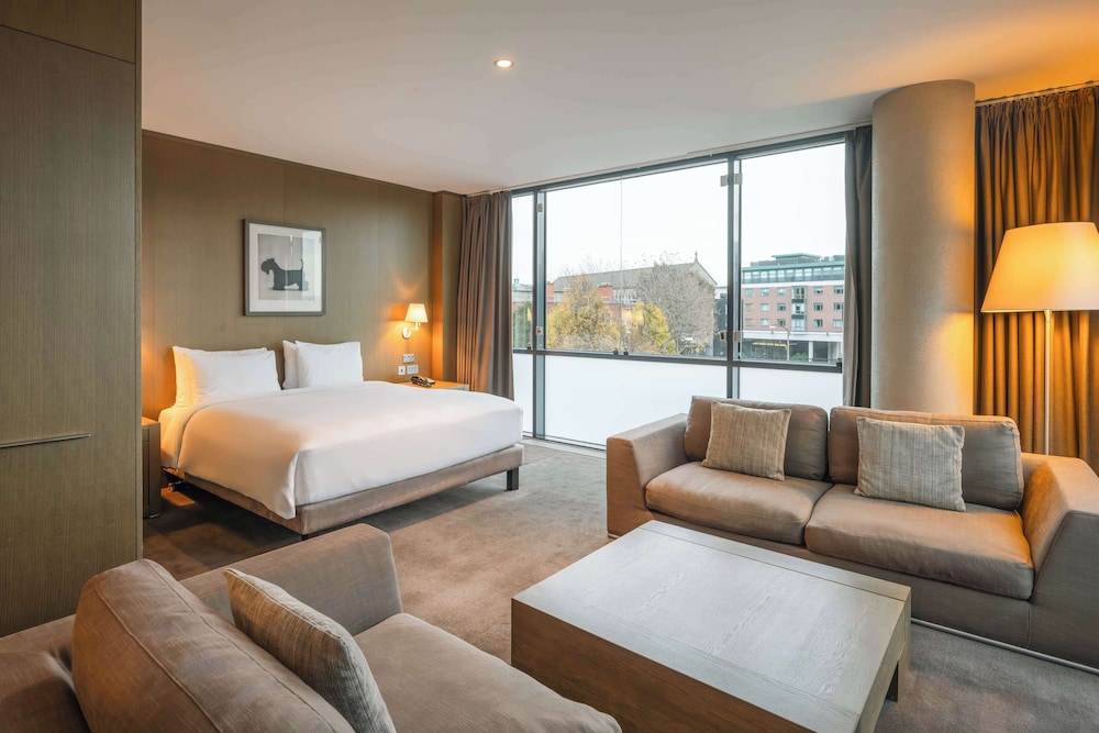 Radisson Blu Royal Hotel, Dublin — Hotel rooms in Dublin, Dublin City