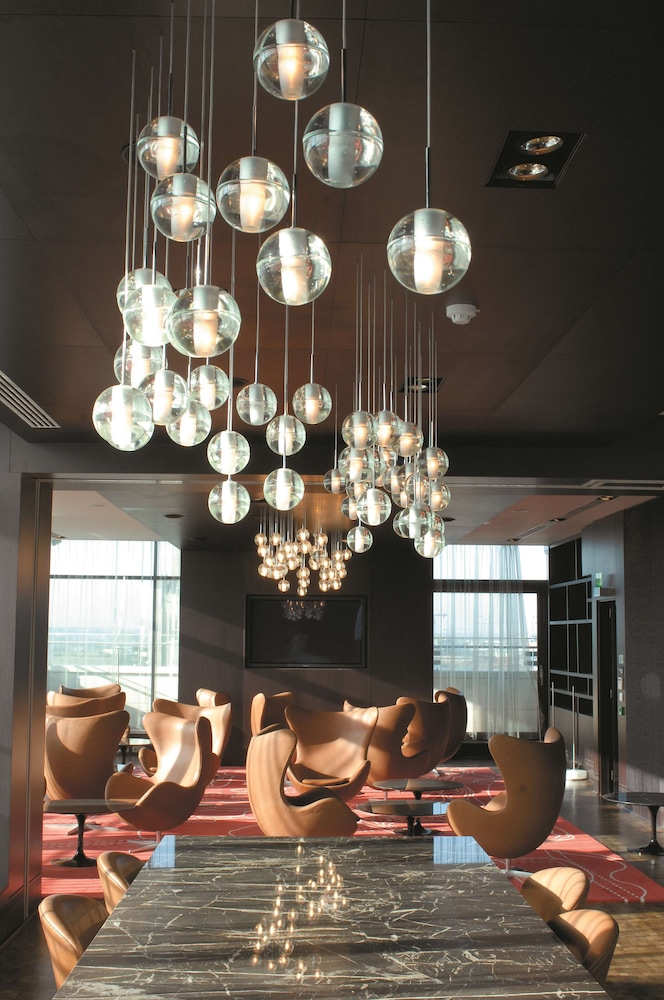Radisson Blu Royal Hotel, Dublin — Restaurant & bars in Dublin, Dublin City