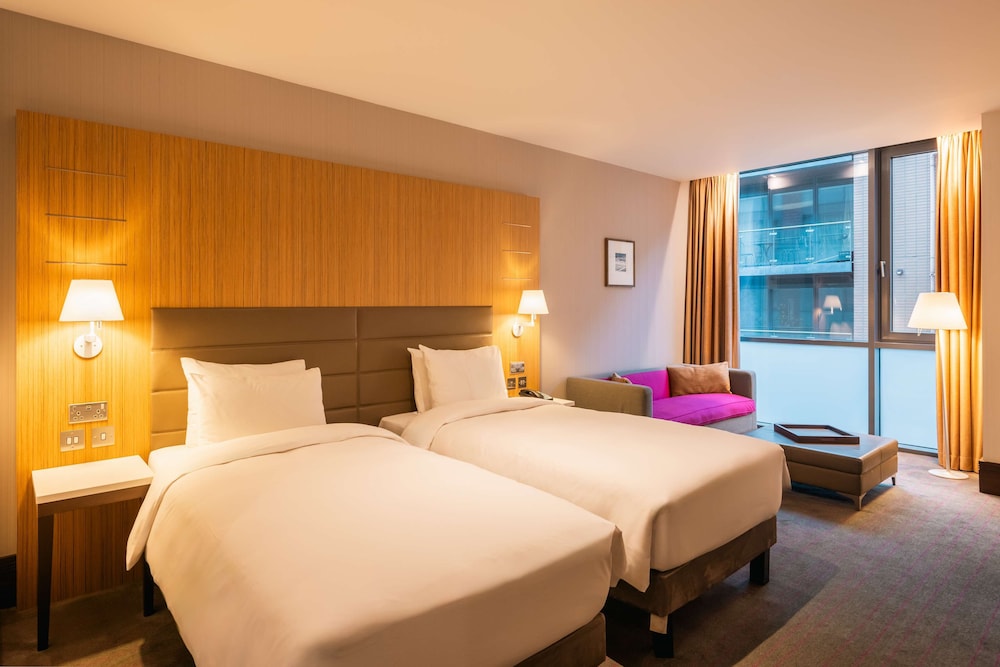 Radisson Blu Royal Hotel, Dublin — Hotel rooms in Dublin, Dublin City