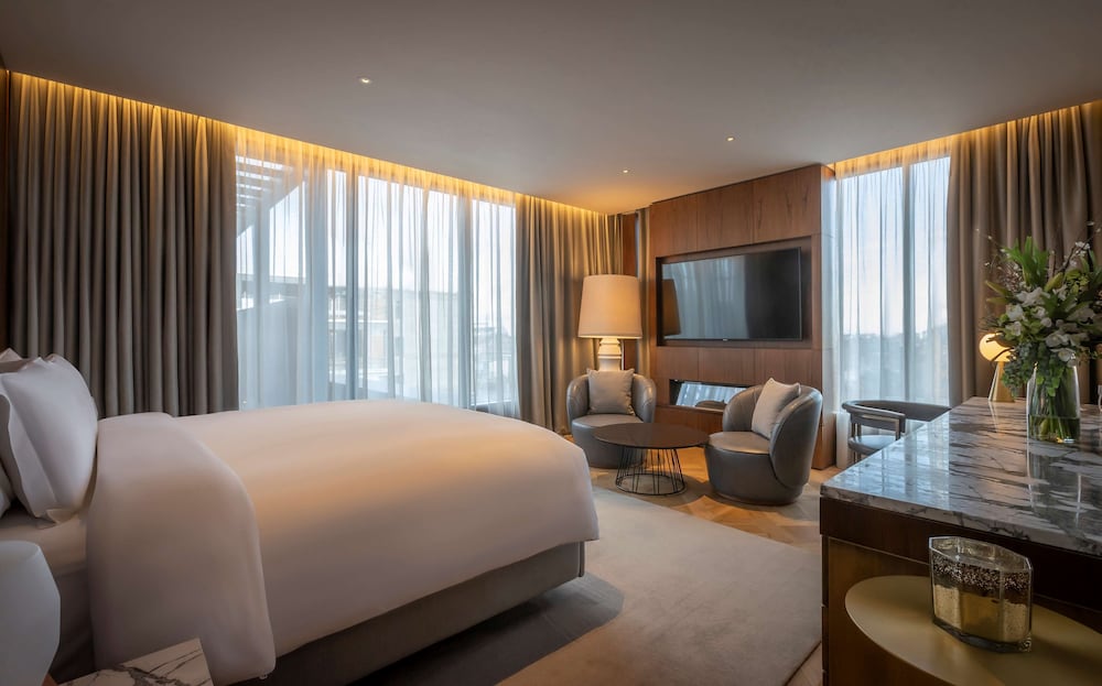 Radisson Blu Royal Hotel, Dublin — Hotel rooms in Dublin, Dublin City