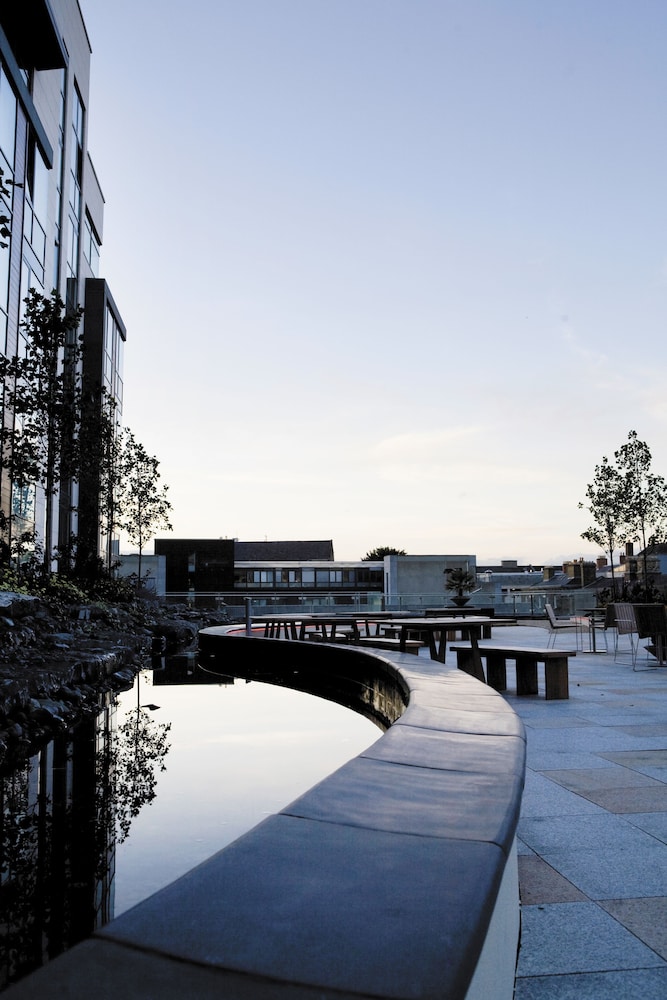 Radisson Blu Royal Hotel, Dublin — Hotel building in Dublin, Dublin City