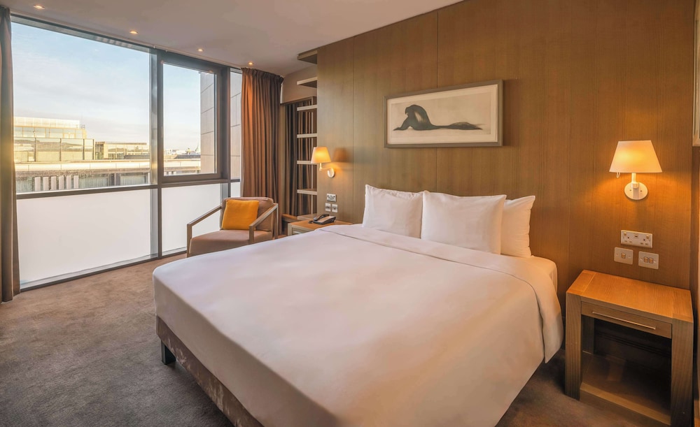 Radisson Blu Royal Hotel, Dublin — Hotel rooms in Dublin, Dublin City