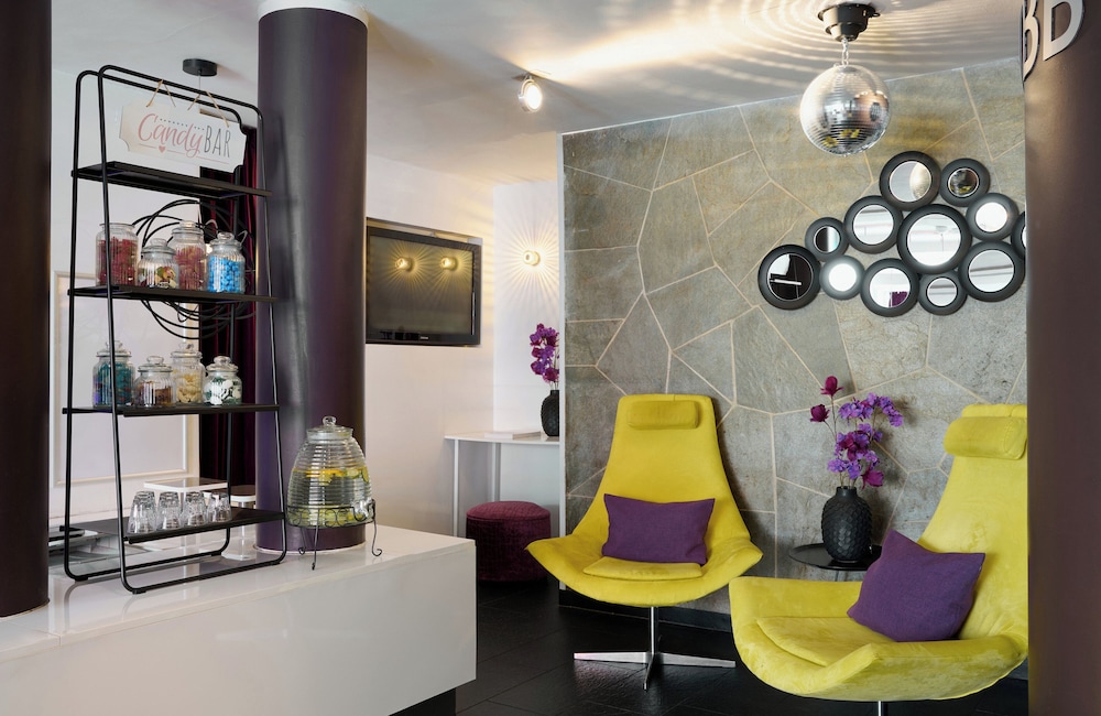 Leonardo Boutique Hotel Munich — Restaurant & bars in Munich, Bavaria