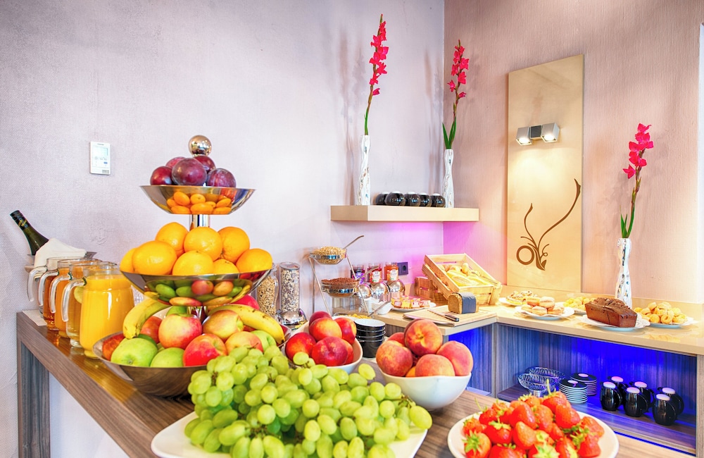 Leonardo Boutique Hotel Munich — Restaurant & bars in Munich, Bavaria