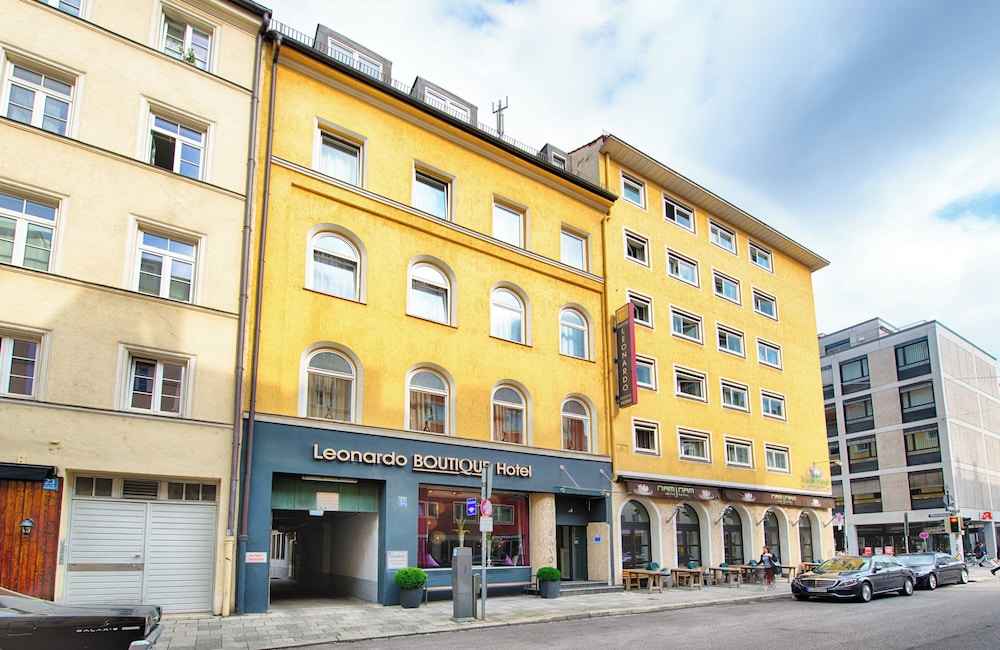 Leonardo Boutique Hotel Munich — Hotel building in Munich, Bavaria